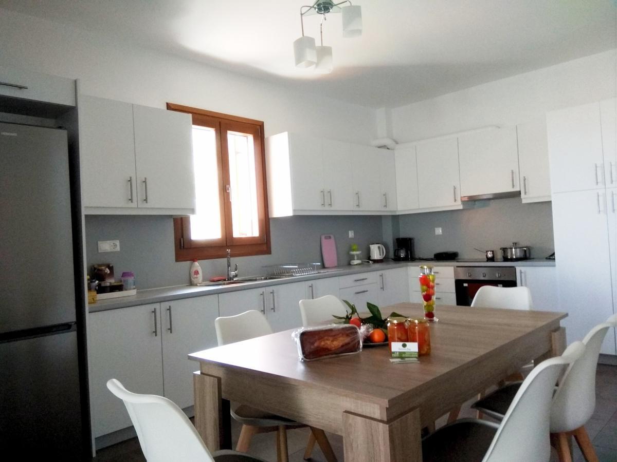Aricobe Villa Epidaurus Bagian luar foto